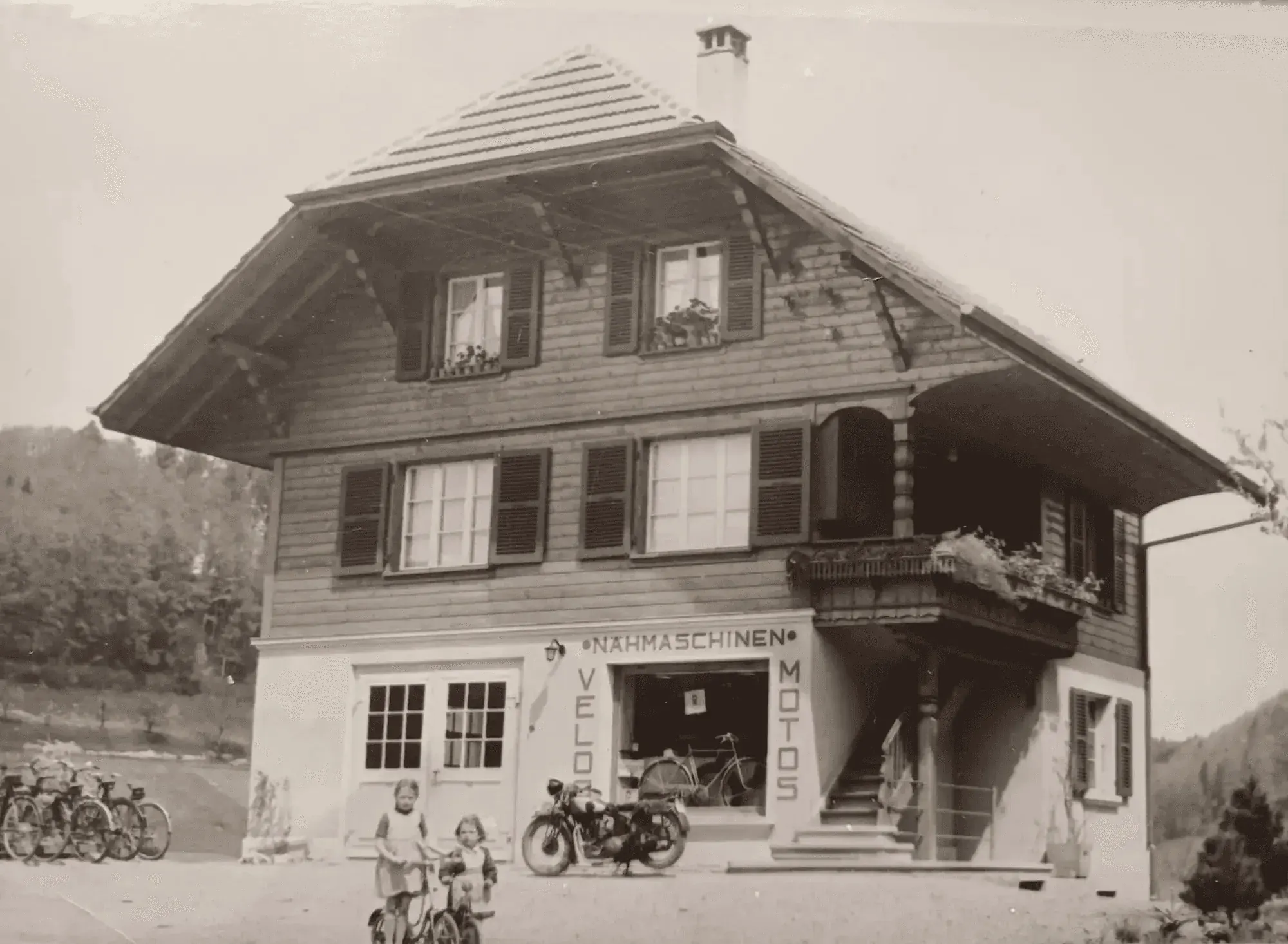 Historisches Gebäude der Auto Hebeisen AG Gründerzeit – Ursprung des Familienbetriebs in Krauchthal.