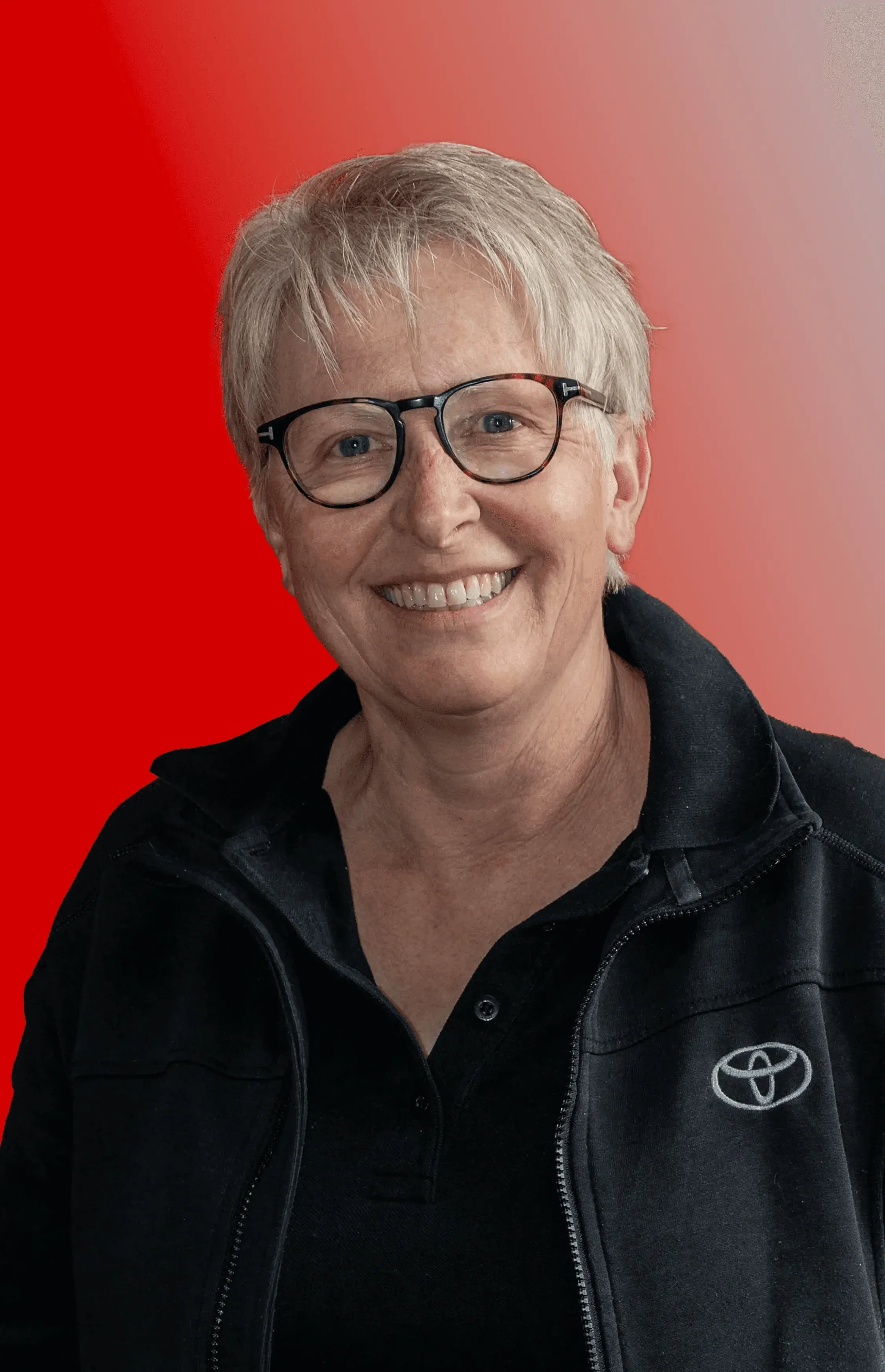 Daniela Blum, Geschäftsleiterin von Auto Hebeisen AG – Administration, Kundenkontakt und Toyota Servicebetreuung in Krauchthal.