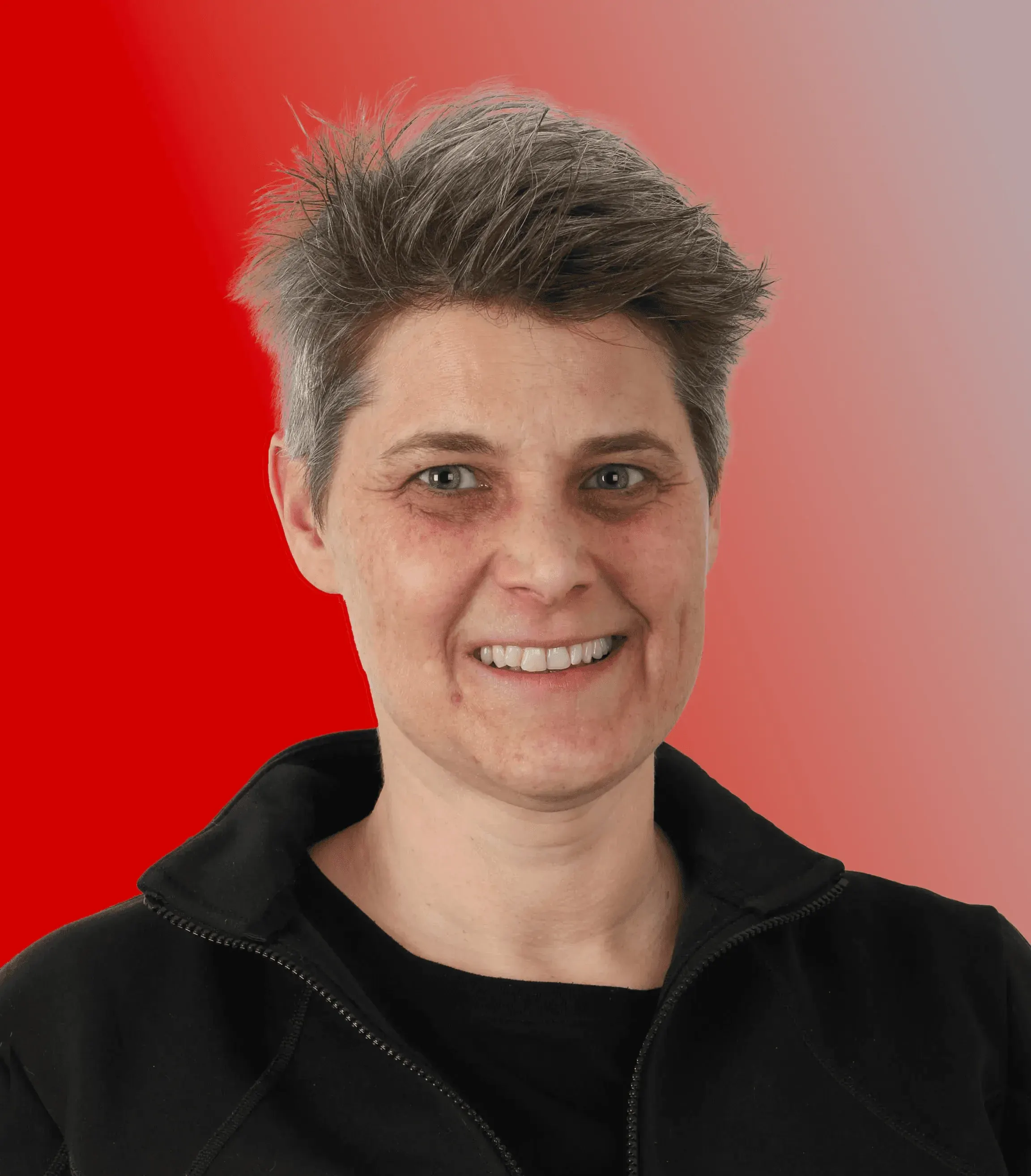 Nadja von Auto Hebeisen AG – Assistenz, Kundenbetreuung und persönliche Unterstützung im Toyota Garagenbetrieb.